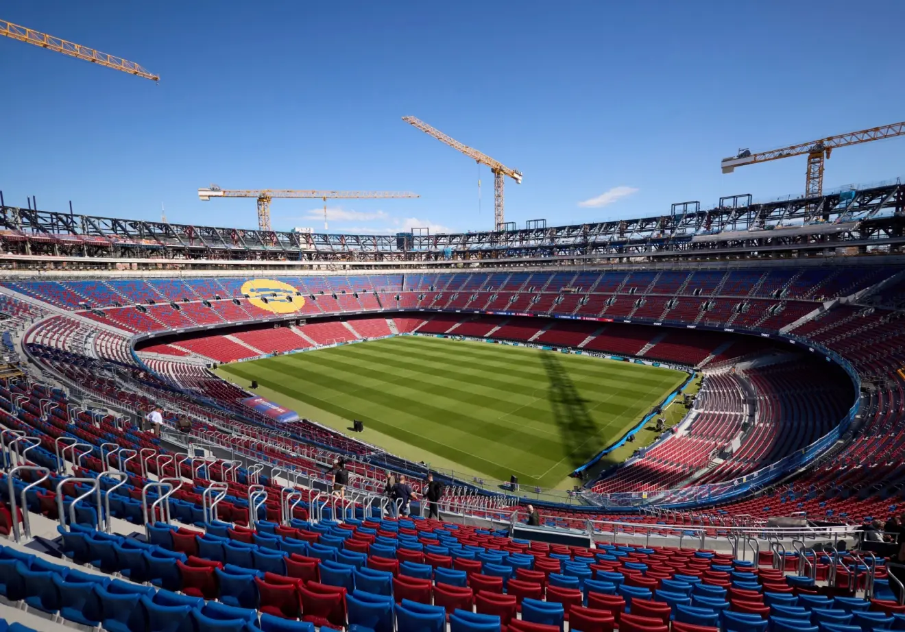 OMxCF, 但经过俱乐