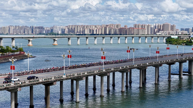 广西不仅在, 开战幕